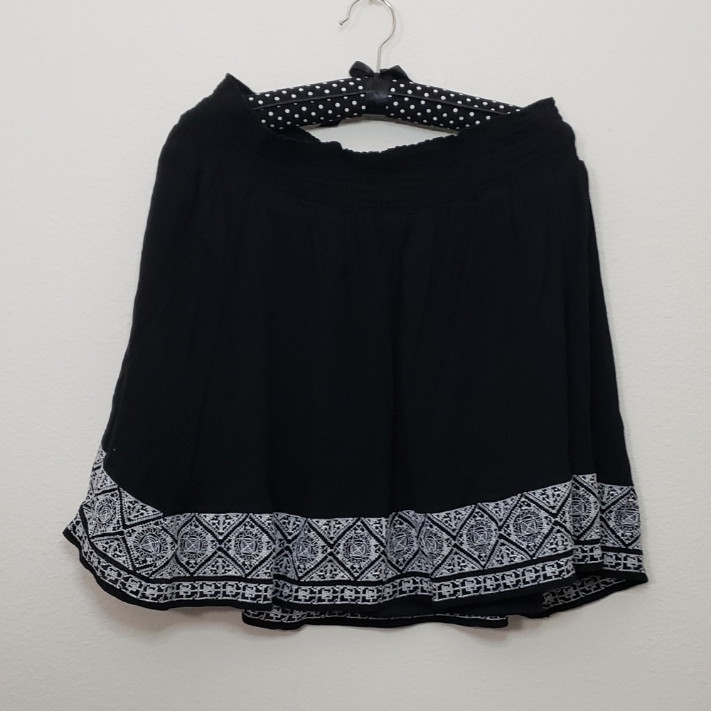 Old Navy women skirt large